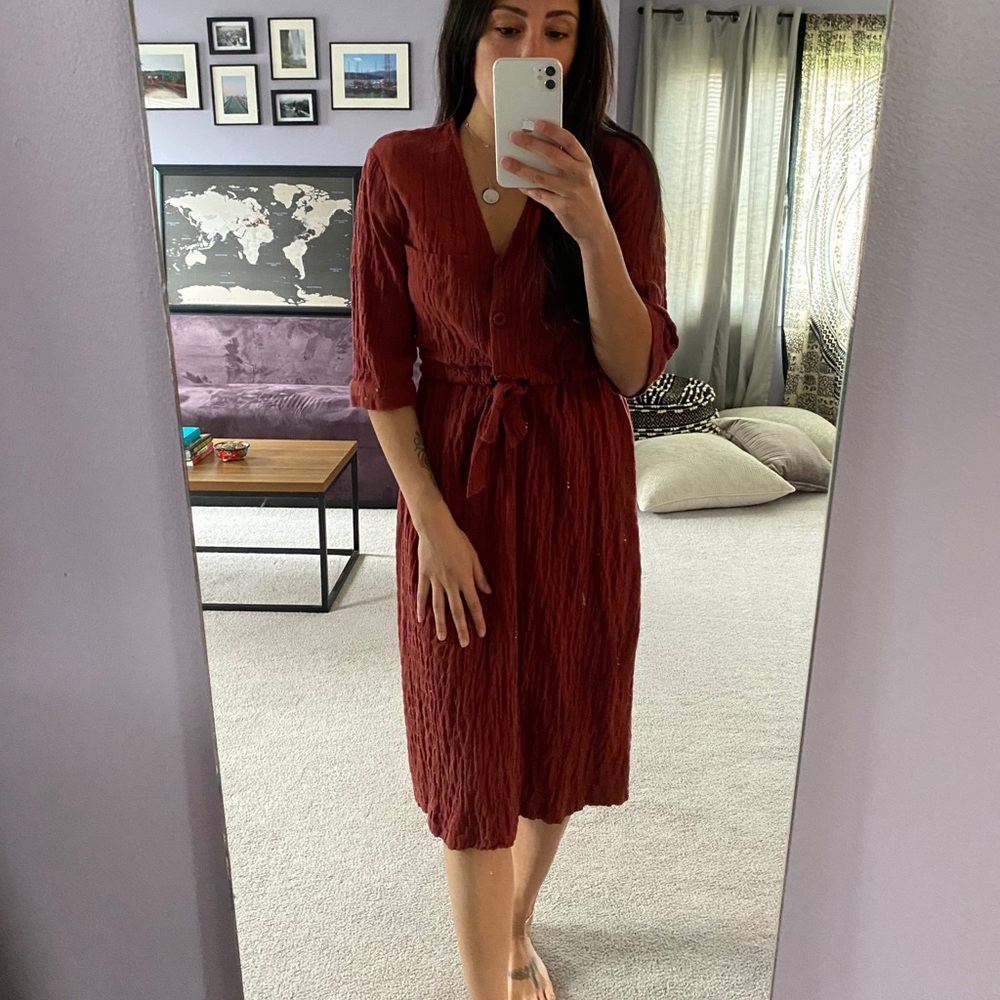 Mid-length cotton dress in burnt orange